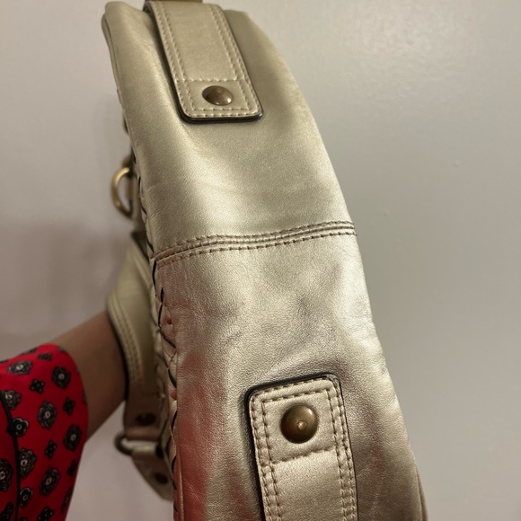 Coach satchel shoulder bag🤗❤️🌹 - Picture 3 of 9